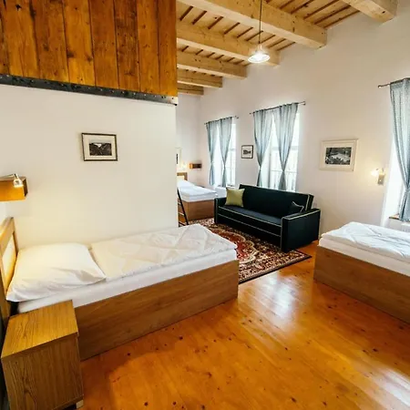 Cosmopolitan* * Banska Stiavnica