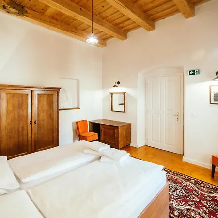 Cosmopolitan* Hostel Banská Štiavnica