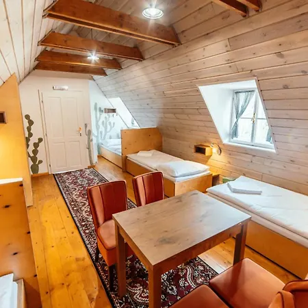 旅馆 Cosmopolitan* *