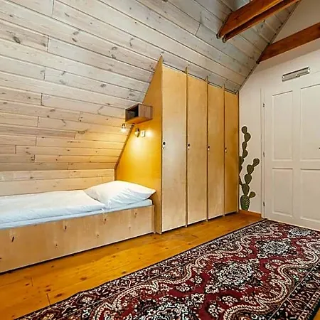 Cosmopolitan* Banská Štiavnica