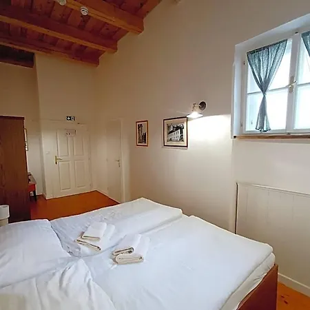 Cosmopolitan* Banská Štiavnica