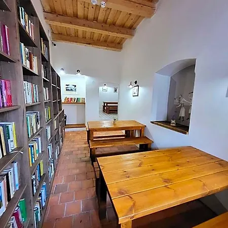 Cosmopolitan* Banská Štiavnica