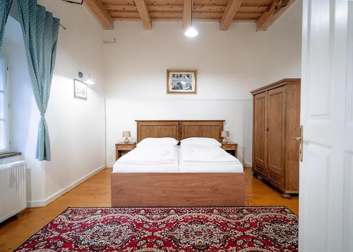 Albergue Cosmopolitan* *