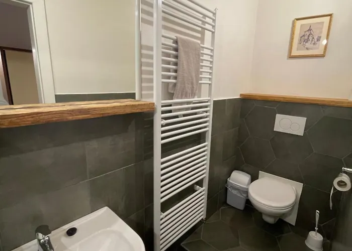 旅馆 Cosmopolitan* Banská Štiavnica