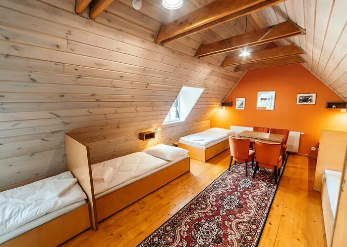 Albergue Cosmopolitan*